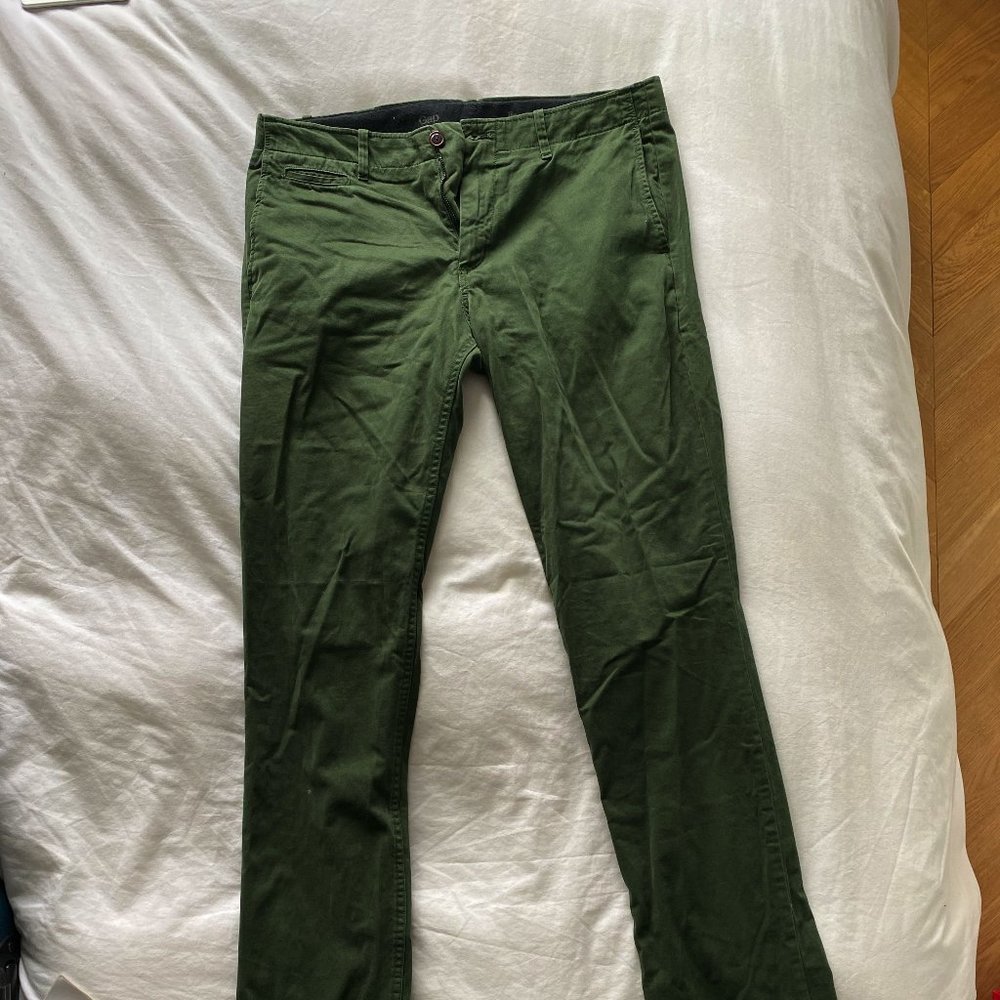 gap chino pants